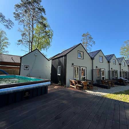Domy Nad Morzem- Family Resort - Chata Pirata 2 Dziwnow Luaran gambar